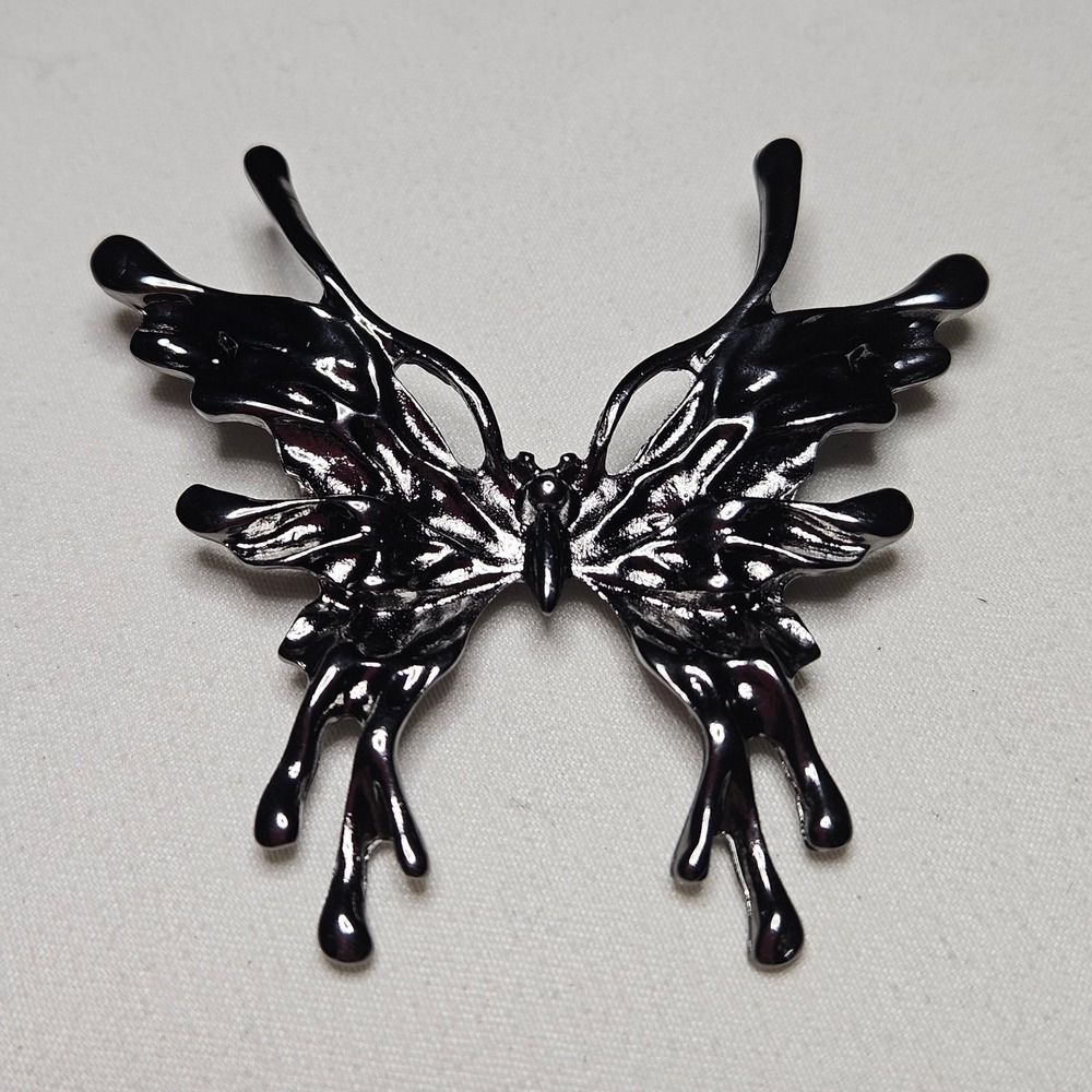 Liquid Metal Butterfly Brooch Unisex OS Black Gothic Grunge Pin Accessory